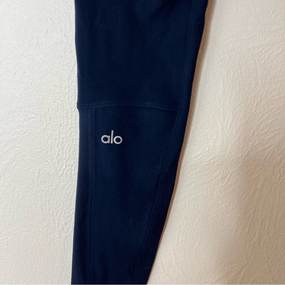Alo Yoga Alosoft Head Start Legging Navy Blue High Waist Performance Wear Size S - Picture 5 of 10